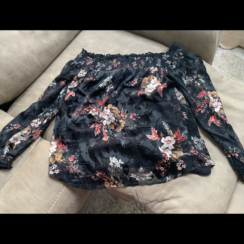 White House Black market black multicolored silk